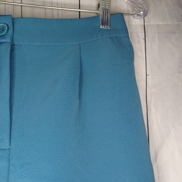Sincerely Jules High Waist Pleated Blue Shorts - Picture 4 of 11